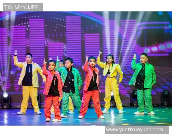 街舞梦想之路：探寻北京街舞队的拼搏与成长故事