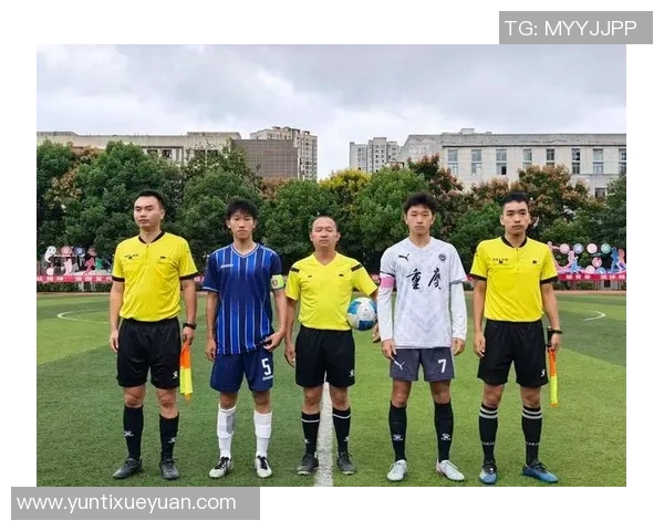 重庆足球队实力飙升创造历史新高引发广泛关注与期待 重庆足球队实力飙升创造历史新高引发广泛关注与期待