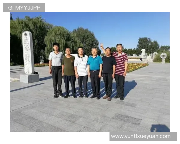 深入分析北京攀岩队的运营策略与发展模式探讨 深入分析北京攀岩队的运营策略与发展模式探讨