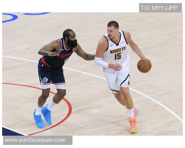 勇士与快船对决精彩回顾全场高光时刻解说分析