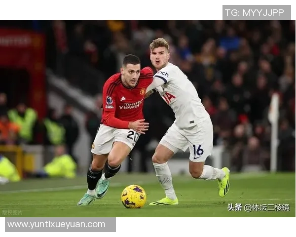 曼联与热刺在上海的精彩对决结果揭晓引发球迷热议