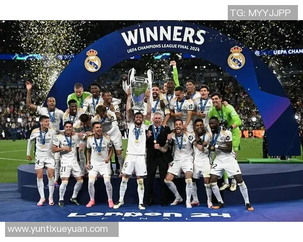 欧冠决赛温布利草坪问题引发球员集体不满与争议