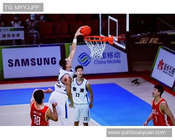 南京与广东东莞篮球对决精彩纷呈谁能在赛场上笑到最后