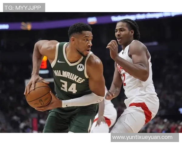 字母哥赛后愤怒撕球衣雄鹿惨败引发更衣室激烈冲突