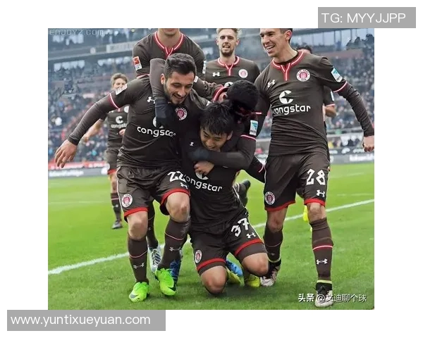 阿雅克斯主场迎战梅斯争夺胜利的激烈对决即将上演