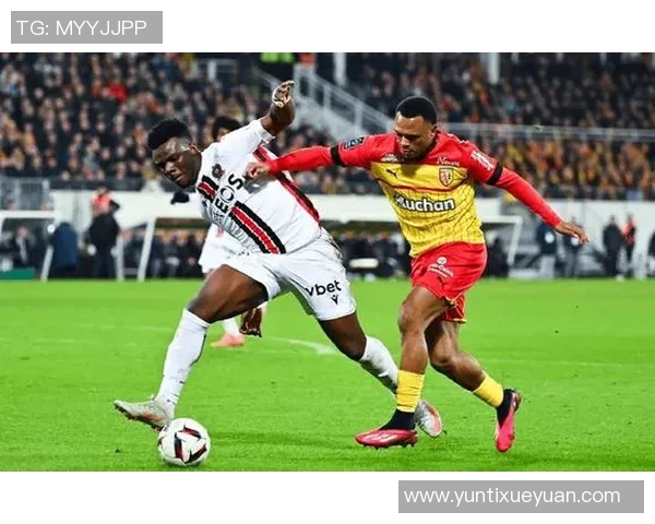 2018年荷兰乙级联赛朗斯对阵阿雅克肖精彩回顾与赛后分析