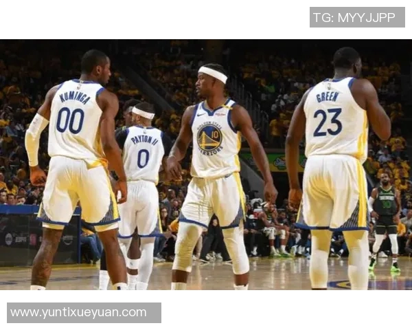 2016年12月23日勇士队与篮网队激战回顾及精彩瞬间分析