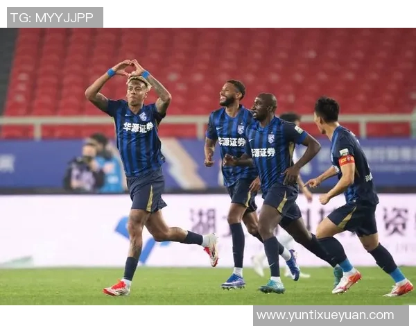 武汉足球队意识变革引发热议推动地方足球发展新篇章 武汉足球队意识变革引发热议推动地方足球发展新篇章