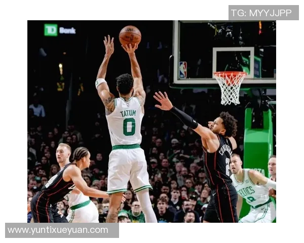 活塞队创下28连败历史纪录主帅辞职球员泪流满面痛心不已 活塞队创下28连败历史纪录主帅辞职球员泪流满面痛心不已