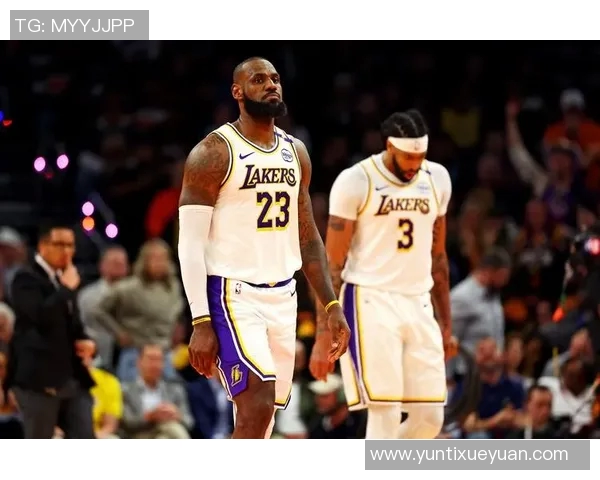 湖人对阵太阳精彩回放12月19日比赛全程回顾与分析 湖人对阵太阳精彩回放12月19日比赛全程回顾与分析