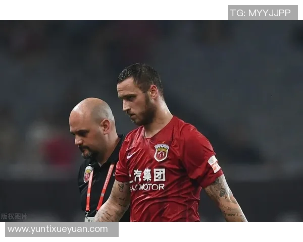 范德贝克在对阵皇马的精彩表现引发球迷热议与期待